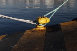 ΠΝΟ: 24ωρη απεργία την Τετάρτη στα πλοία που αναχωρούν από τον Πειραιά