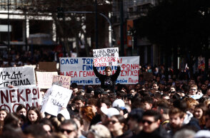 Πορεία στην Αθήνα για την τραγωδία στα Τέμπη