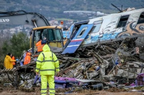 Πολύνεκρο σιδηροδρομικό δυστύχημα στα Τέμπη