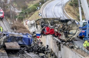 Τέμπη - ΕΕΤ: Διαγραφή των δανειακών υποχρεώσεων για τις οικογένειες των θυμάτων