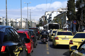 Κίνηση στους δρόμους της Αθήνας