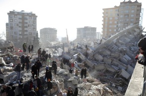 Σεισμός στην Τουρκία: Η Κομισιόν προσφέρει 1 δισεκ. ευρώ για να βοηθήσει