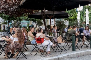 Ακρίβεια: «Φρένο» στον καφέ εκτός σπιτιού