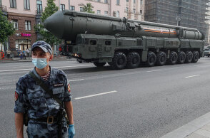 Ρωσικός πυρηνικός πύραυλος σε στρατιωτική παρέλαση στη Μόσχα