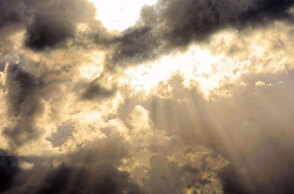 Με νεφώσεις ο καιρός σήμερα