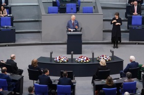 Βασιλιάς Κάρολος: Ιστορική ομιλία στην Bundestag