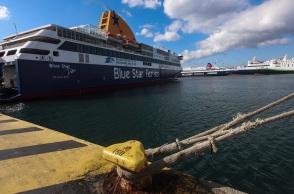 Πειραιάς: Μεθυσμένος οδηγός έπεσε με το αυτοκίνητό του στο λιμάνι