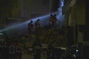 Μασσαλία-  Κατάρρευση πολυκατοικίας: Έως και 10 άνθρωποι κάτω από τα συντρίμμια