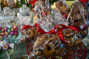 Πασχαλινά τσουρέκια