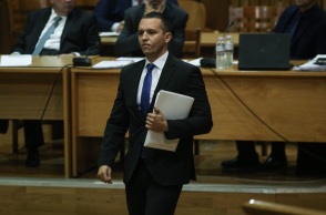 Ηλίας Κασιδιάρης: Στις 20 Απριλίου απολογείται στο Πειθαρχικό Συμβούλιο για το κινητό