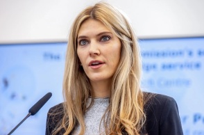 Εύα Καϊλή: Με προσέβαλαν ως γυναίκα - Να μην ντρέπεται η κόρη μου για εμένα