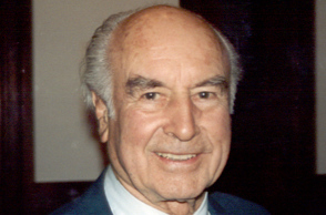 Ο χημικός Άλμπερτ Χόφμαν