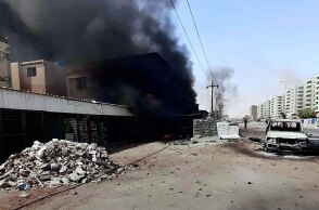 Μαίνονται οι εχθροπραξίες στο Σουδάν