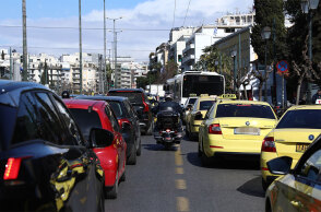 Κίνηση στους δρόμους της Αθήνας