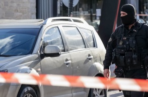 Γλυφάδα: Συνελήφθη ανθυπασπιστής για τη ρίψη χειροβομβίδας σε αυλή γυναίκας αξιωματικού