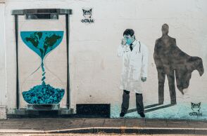 Γκράφιτι με γιατρό