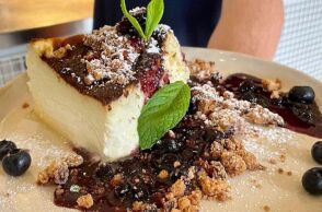 Osten: Δοκιμάσαμε τέλειο βάσκικο τζιζκέικ και πήραμε τη συνταγή από τον σεφ.