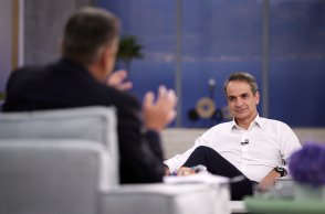 Ο Κυριάκος Μητσοτάκης στον Γιώργο Λιάγκα