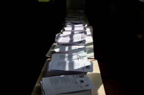 Δημοσκόπηση Metron Analysis: Ισχυρή αυτοδυναμία για τη ΝΔ, πτώση για τον ΣΥΡΙΖΑ