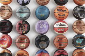 Tyrrell Winston: Παρουσίαση της έκθεσής του New Religion, True Religion, Bigger than the Pope στην Allouche Benias.