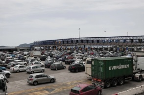 Εκλογές 2023 - Αυξημένη η κίνηση στην Εθνική Οδό Αθηνών-Κορίνθου