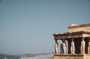 Το Ερέχθειο με τις Καρυάτιδες