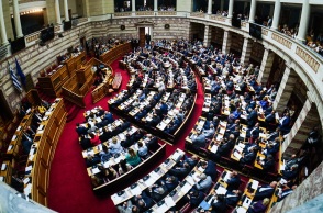 Βουλή: Σήμερα η πρώτη μάχη των αρχηγών - Οι προγραμματικές δηλώσεις