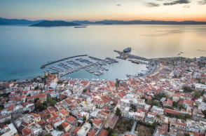 10 λόγοι που ο Σαρωνικός σε κερδίζει 