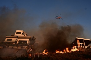 Φωτιές: Σε ξενοδοχεία οι πληγέντες από τις σημερινές πυρκαγιές