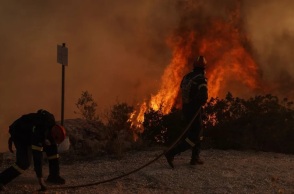 Πυρκαγιές: Ακραίος κίνδυνος και αύριο για πέντε περιφέρειες