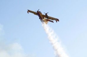 Canadair: Εντοπίστηκαν συντρίμμια: Κανένα ίχνος των δύο επιβαινόντων