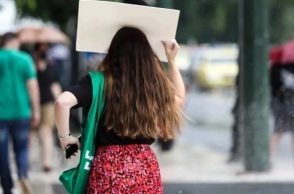 Καιρός σήμερα: Καταιγίδες και πτώση της θερμοκρασίας