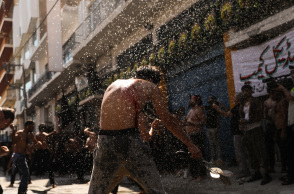Θρησκευτική γιορτή Ασούρα στον Πειραιά