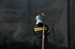 Πυρόπληκτες επιχειρήσεις: Ξεκινούν οι αναστολές συμβάσεων εργασίας – Οι δικαιούχοι των 534 ευρώ