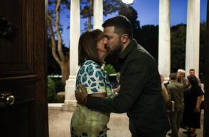 Συνάντηση του Βολοντίμιρ Ζελένσκι με την Κατερίνα Σακελλαροπούλου