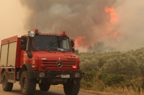 Φωτιά στον Έβρο: Συνεχίζονται οι συλλήψεις μεταναστών 