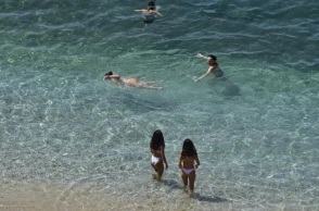 Καιρός σήμερα: Αίθριος με θερμοκρασία στους 37 βαθμούς Κελσίου