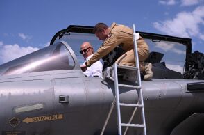 Στο κόκπιτ του Rafale ο Νίκος Δένδιας