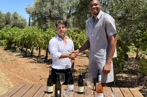 boutari___elias_georgiadis_-_yiannis_antetokoumpo