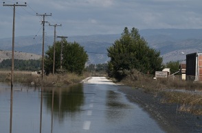 Κακοκαιρία Daniel: Προσπάθειες για να ανοίξει η Αθηνών - Θεσσαλονίκης 