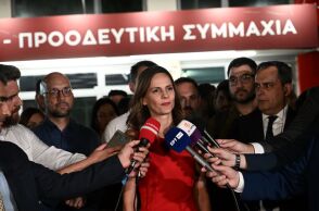 Η Έφη Αχτσιόγλου συγκέντρωσε 36,21% © TΑΤΙΑΝΑ ΜΠΟΛΑΡΗ/EUROKINISSI