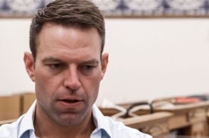 Δεν δείχνει να αποκομίζει κέρδη ο ΣΥΡΙΖΑ από τον νέο του πρόεδρο © ΓΙΩΡΓΟΣ ΚΟΝΤΑΡΙΝΗΣ/EUROKINISSI