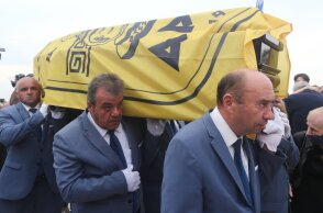 Εξόδιος ακολουθία Γιάννη Ιωαννίδη 