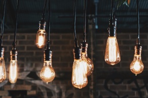 Αναλυτικά τα ωράρια και η διαδικασία των αιτήσεων για το νυχτερινό τιμολόγιο ρεύματος