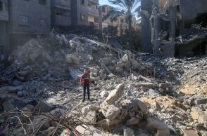 Ανθρωπιστική τραγωδία στη Γάζα καταγγέλλουν οργανώσεις © Ahmad Hasaballah/Getty Images