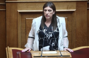 Ζωής Κωνσταντοπούλου: Διορία δύο ημερών σε Παπαϊωάννου και Χουρδάκη να παραδώσουν τις έδρες