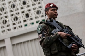 Ενισχύθηκαν τα μέτρα ασφαλείας γύρω από τα εβραϊκά σχολεία της Γαλλίας υπό τον φόβοι τρομοκρατίας εν όψει της νέας σχολικής χρονιάς	