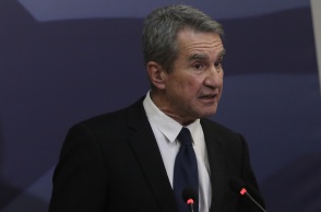 Novartis: Ο Λοβέρδος ζητά αποκάλυψη ταυτότητας προστατευόμενων μαρτύρων 