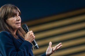 Γαλλία: Η δήμαρχος του Παρισιού Αν Ινταλγκό εγκαταλείπει το Χ - «Πυρά» κατά του Έλον Μασκ