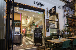 Eatery Μπαϊρακτάρης